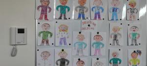 2025-–-Delfini-–-Kamaradi-2