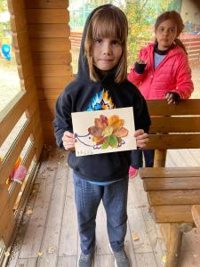 2024-Druzina-Podzimni-tvoreni-z-listu-57