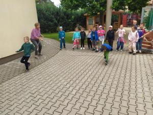 2025-–-Druzina-–-Probihani-lana-9