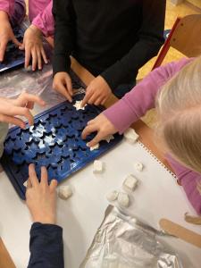 2024-–-Strasidla-a-Koralky-–-Vyrabime-na-jarmark-3