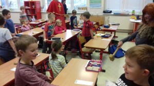 Mikulášská nadílka ve třídách (56)