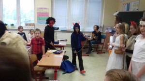 Mikulášská nadílka ve třídách (57)